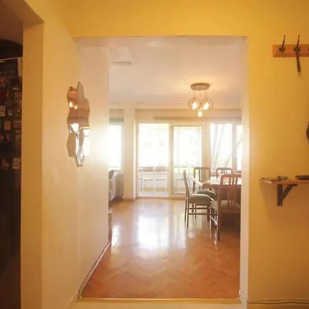 아파트 Bright Cozy Stacked Ideally Located N Kadikoy