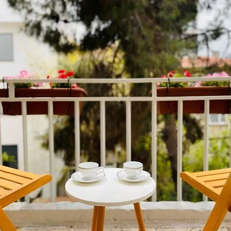 Bright Cozy Stacked Ideally Located N Kadikoy 아파트 *