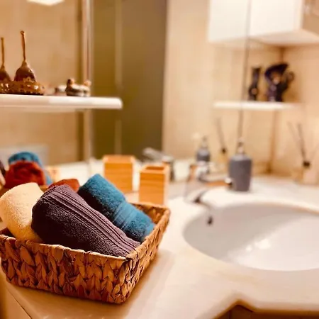 아파트 Bright Cozy Stacked Ideally Located N Kadikoy 이스탄불