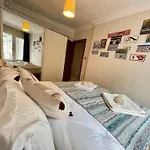 Apartman Bright Cozy Stacked Ideally Located N Kadikoy