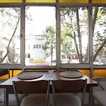 Bright Cozy Stacked Ideally Located N Kadikoy Isztambul