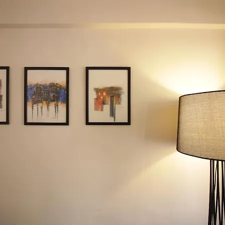 Bright Cozy Stacked Ideally Located N Kadikoy